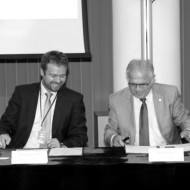 Umowa na budowę wytwórni tlenu dla Projektu EFRA