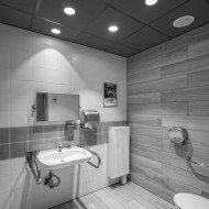 Toaleta dostosowana do potrzeb osób niepełnosprawnych